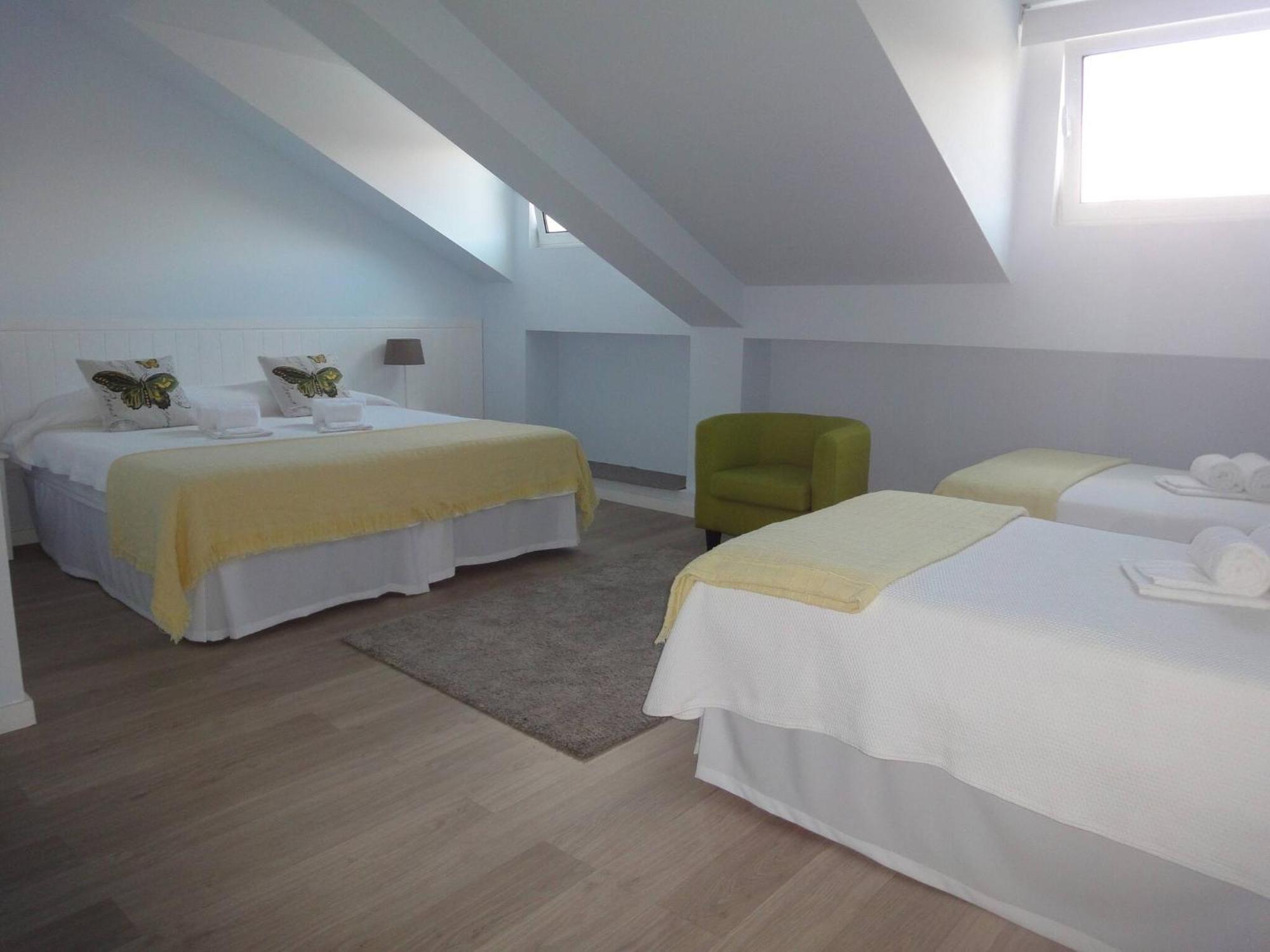 Apartamentos Almeida Garrett Ponta Delgada Exteriör bild