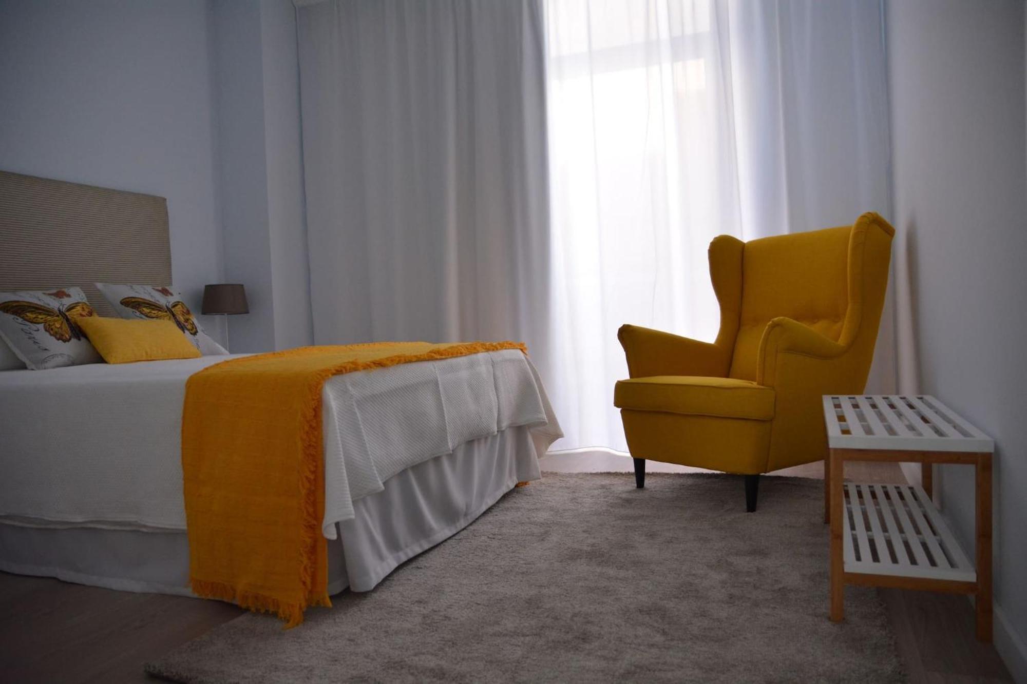 Apartamentos Almeida Garrett Ponta Delgada Exteriör bild